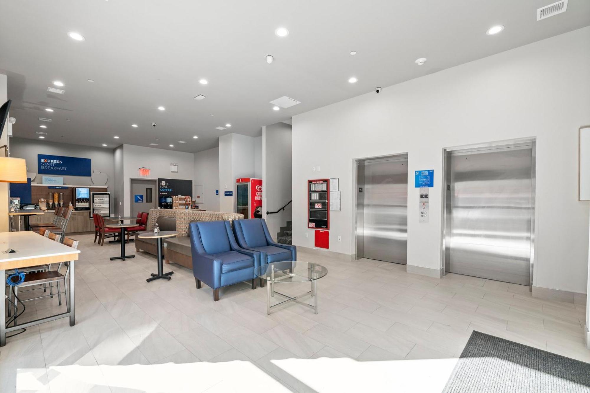 Holiday Inn Express & Suites Bronx - Nyc By Ihg Nova Iorque Exterior foto